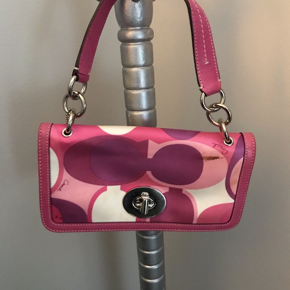 Couch limited edition clutch